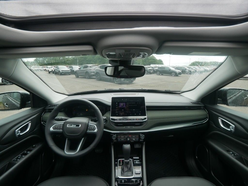 Jeep Compass 2025