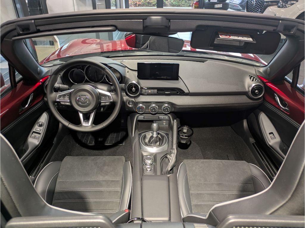 Mazda MX-5 2025