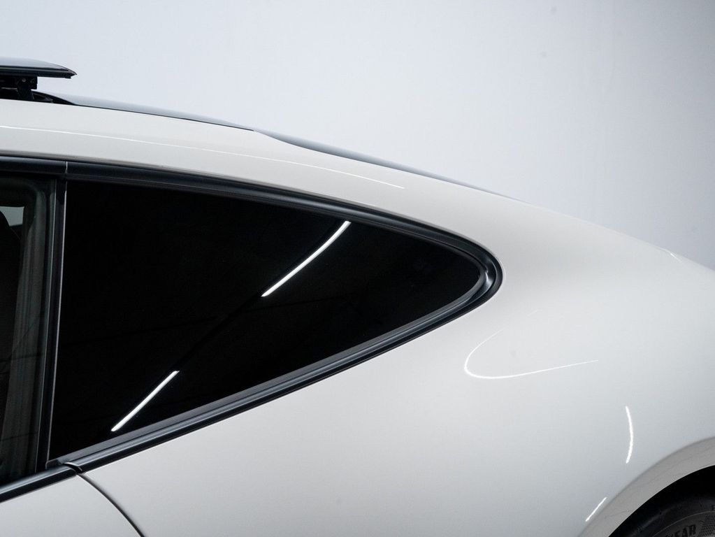 Porsche 992 2024