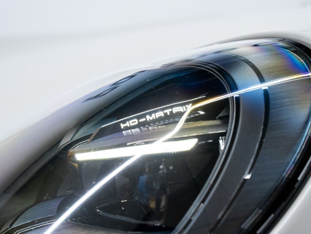 Porsche 992 2024