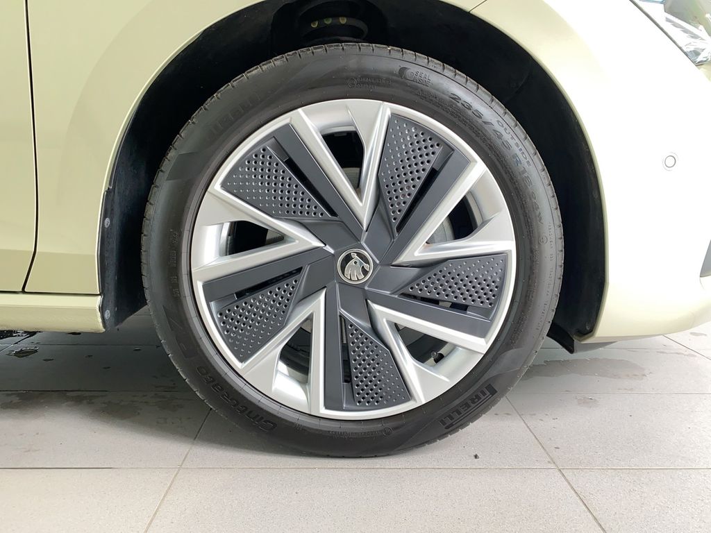 Skoda Superb 2024