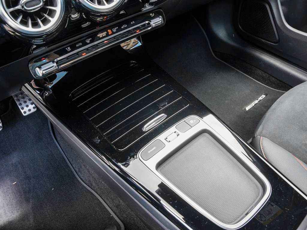 Mercedes-Benz CLA 200 2024