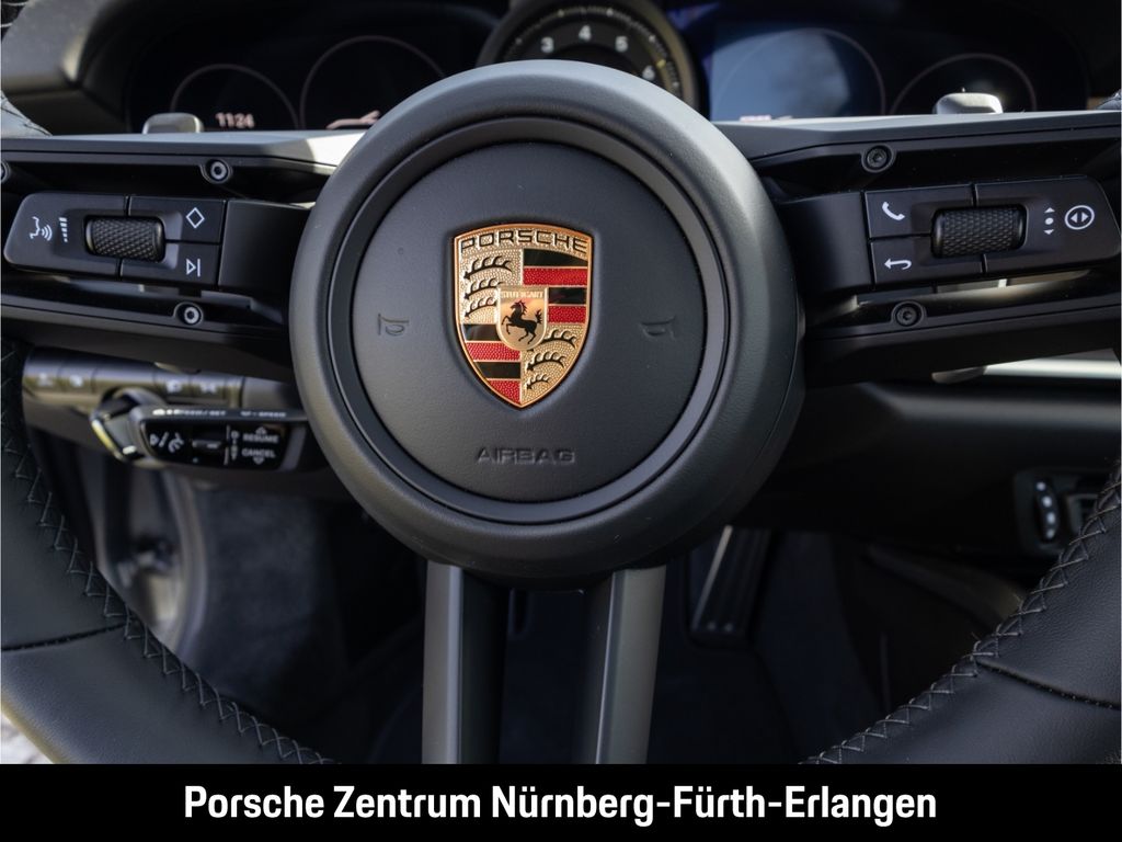 Porsche 992 2025