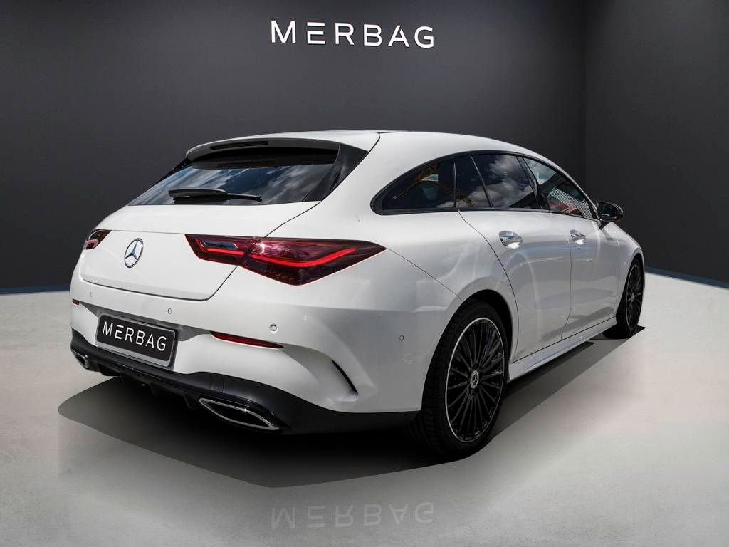 Mercedes-Benz CLA 200 2024