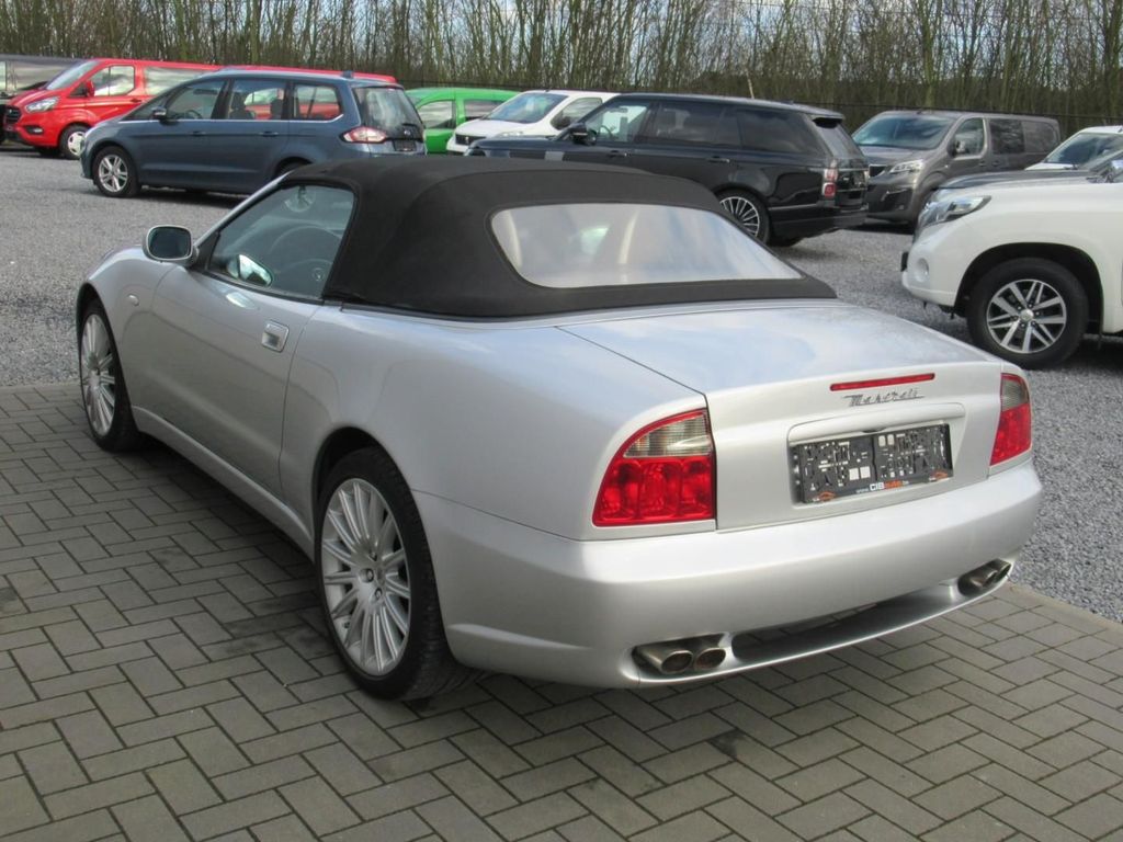 Maserati Spyder 2003