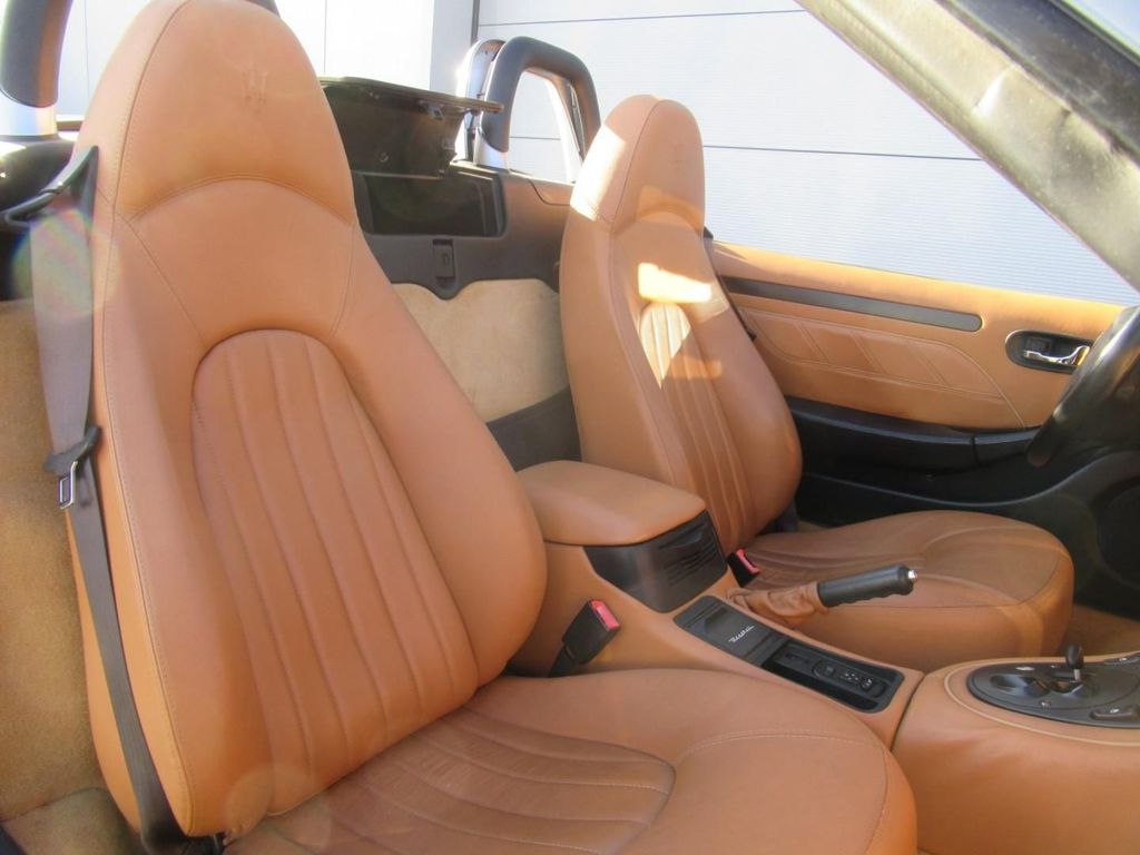 Maserati Spyder 2003