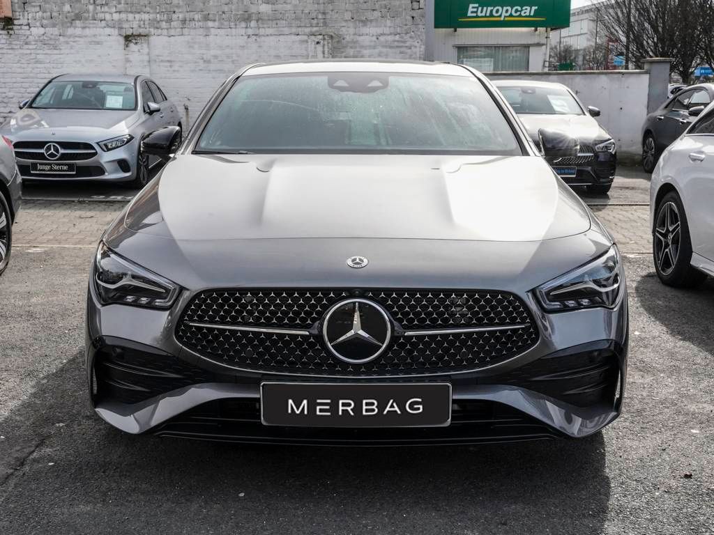 Mercedes-Benz CLA 180 2023