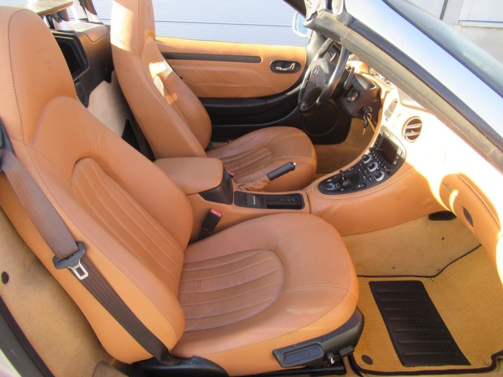 Maserati Spyder 2003