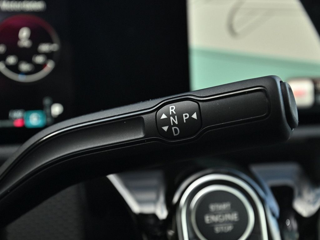 Mercedes-Benz A 180 2025