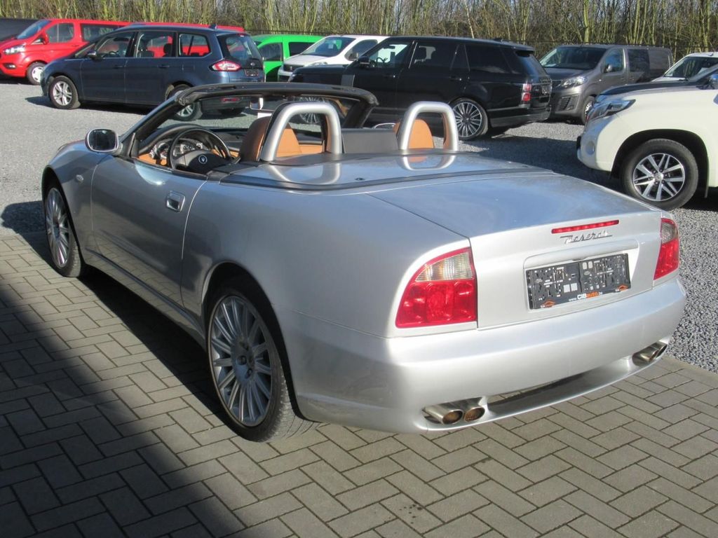 Maserati Spyder 2003