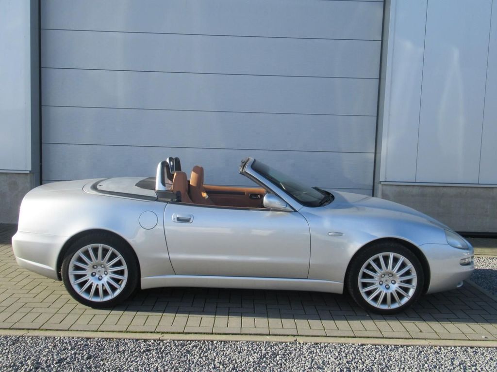 Maserati Spyder 2003