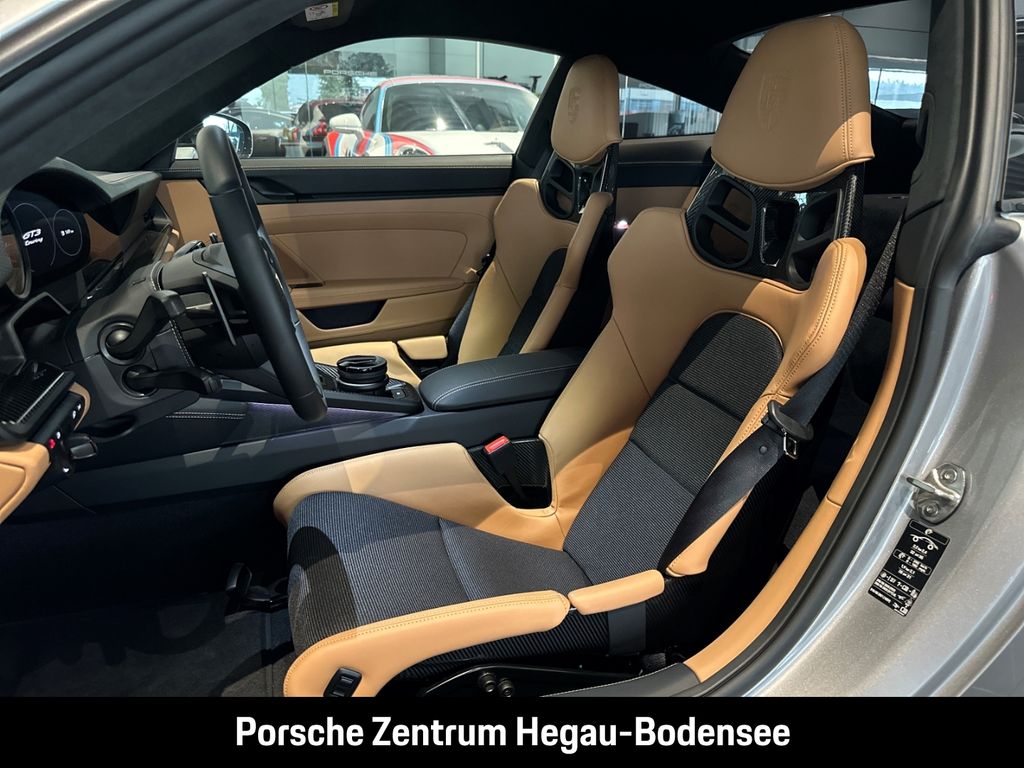 Porsche 992 2024