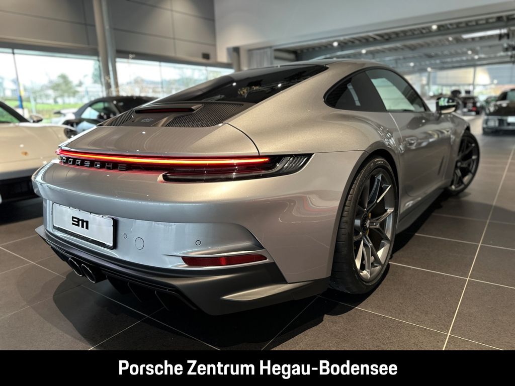 Porsche 992 2024