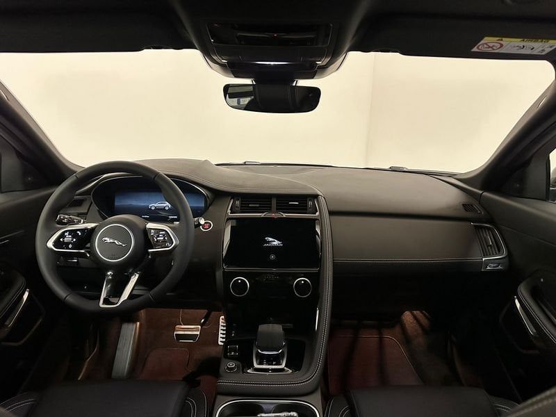 Jaguar E-Pace 2025