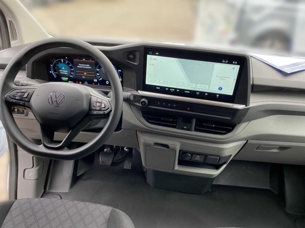 Volkswagen T7 Transporter