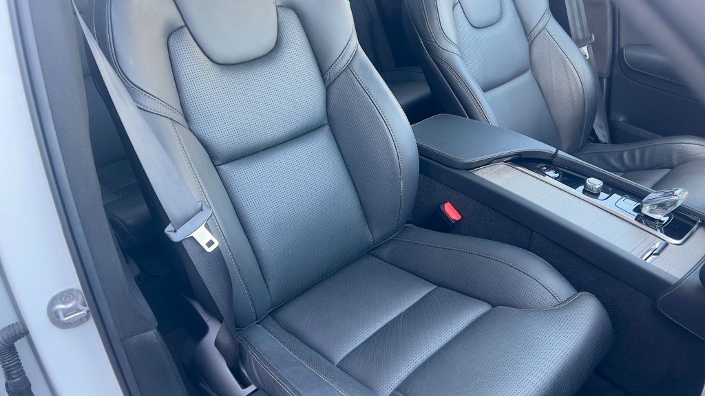 Volvo XC90 2022