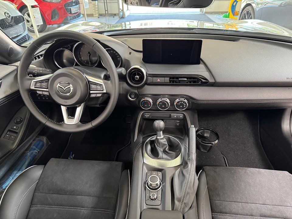 Mazda MX-5 2025