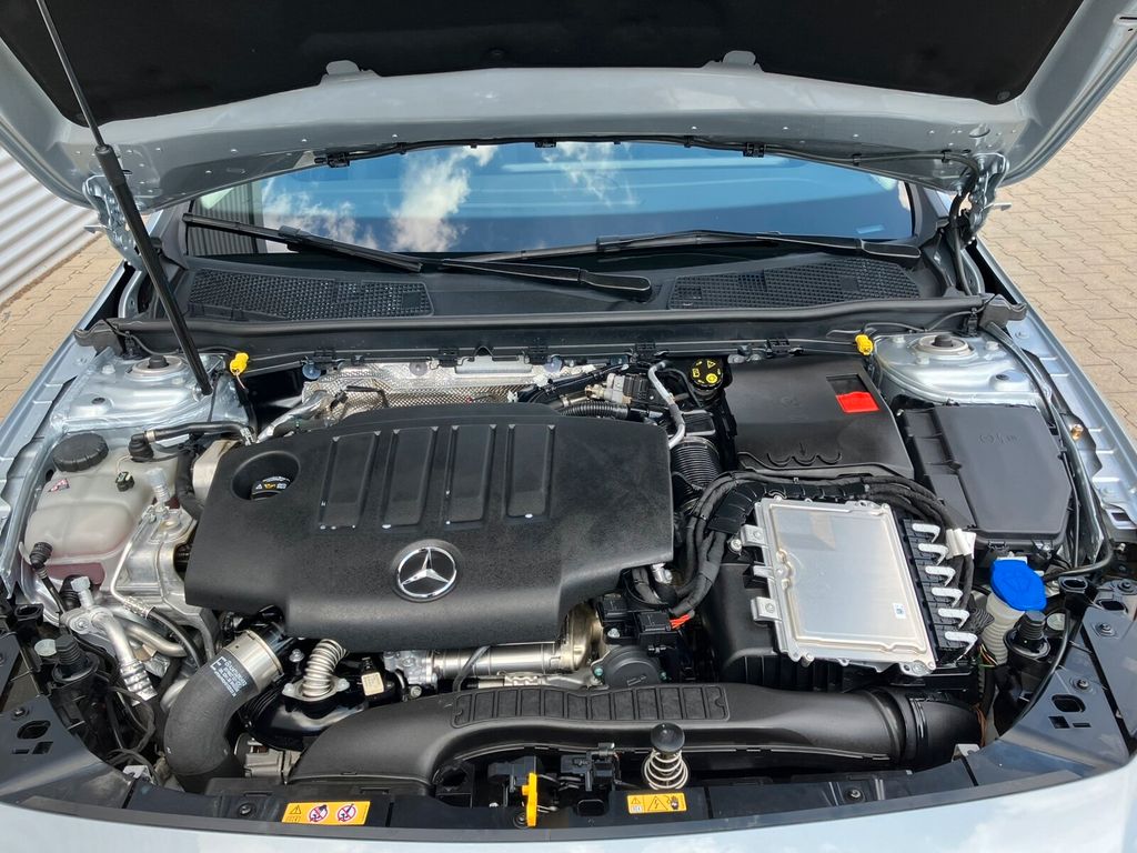 Mercedes-Benz A 200 2024
