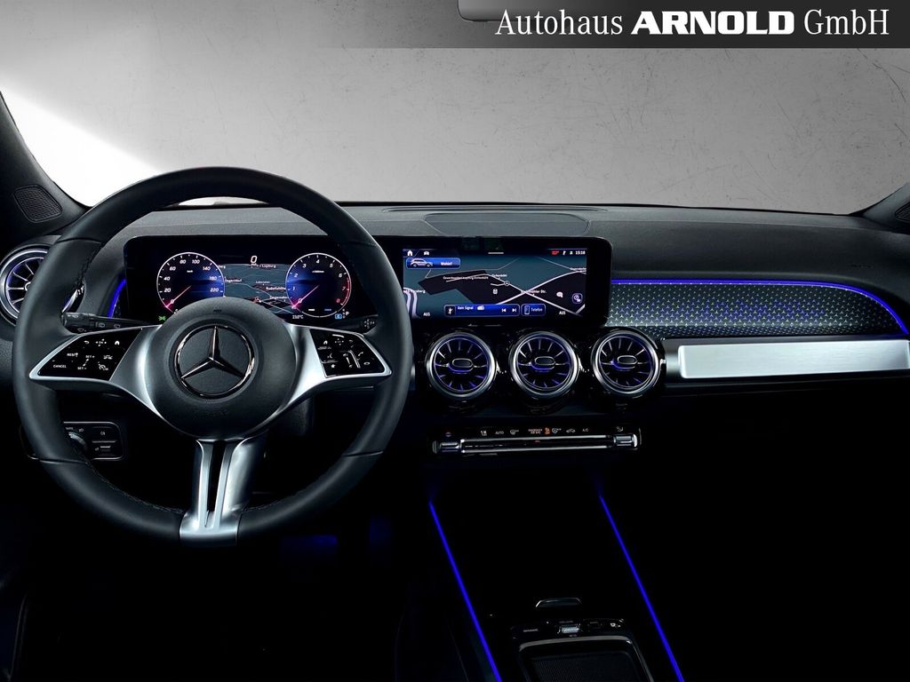 Mercedes-Benz GLB 200 2025