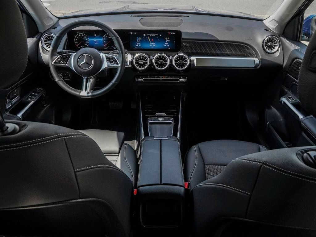 Mercedes-Benz GLB 180 2024