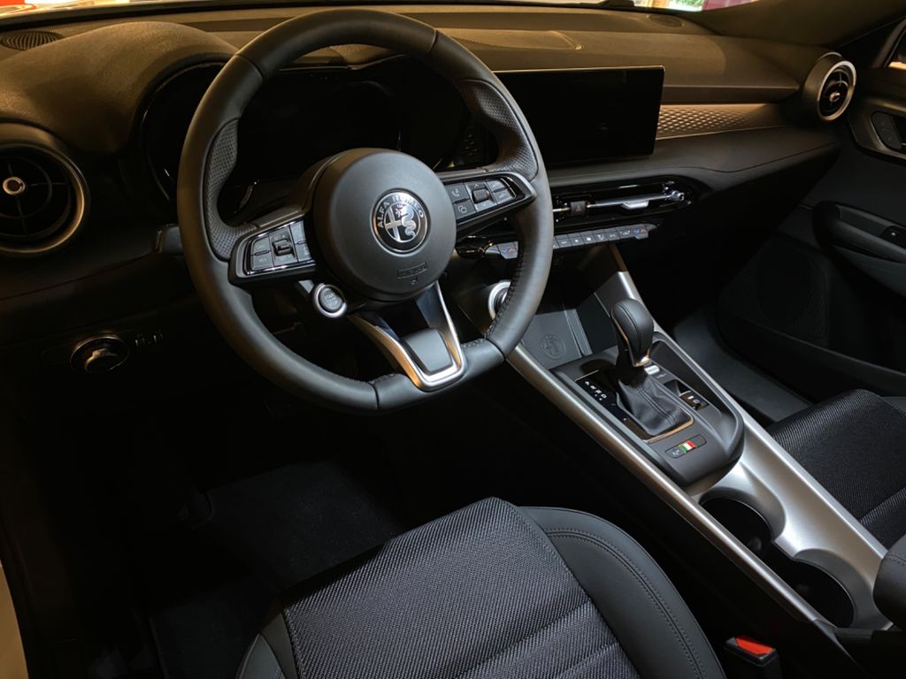 Alfa Romeo Tonale 2024