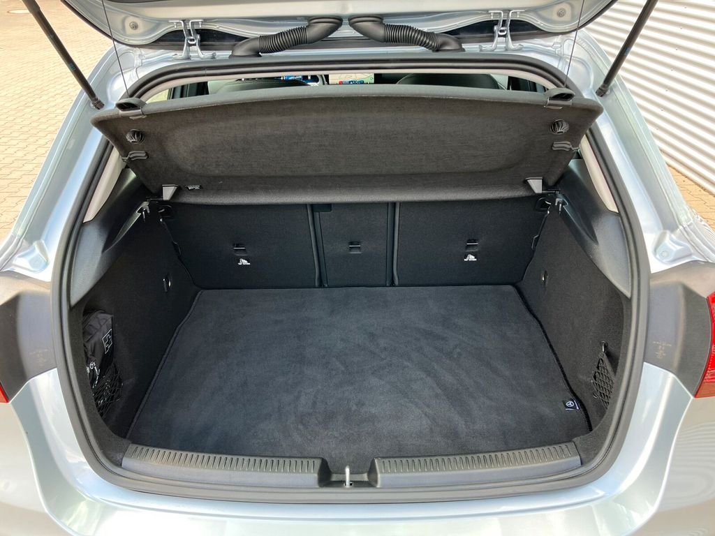 Mercedes-Benz A 200 2024