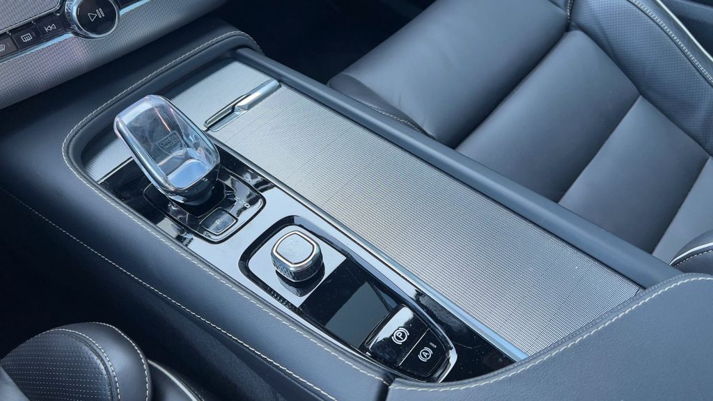 Volvo XC90 2024