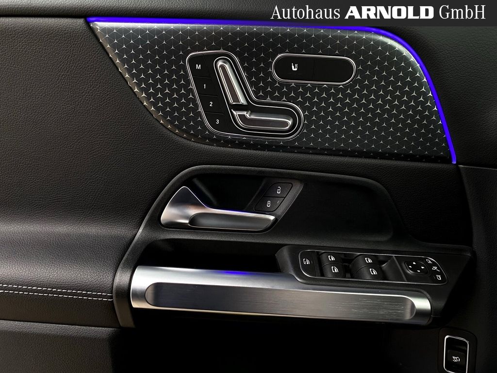 Mercedes-Benz GLB 200 2025