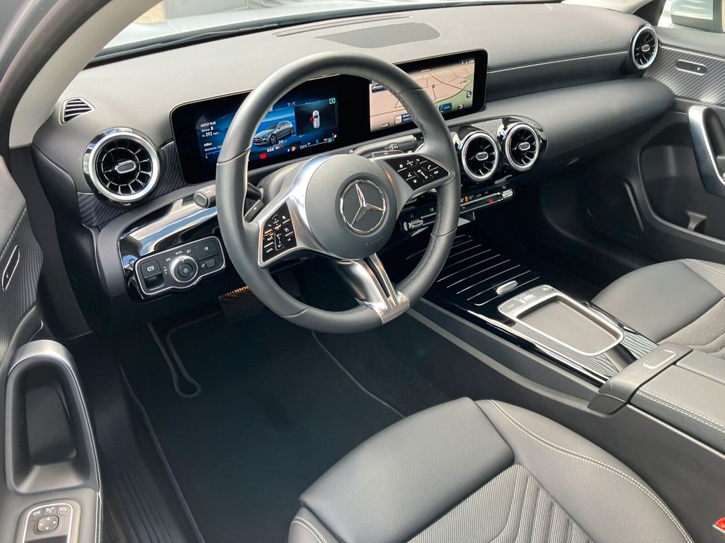 Mercedes-Benz A 200 2024