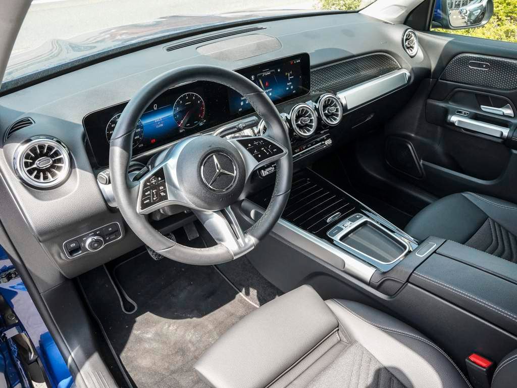 Mercedes-Benz GLB 180 2024