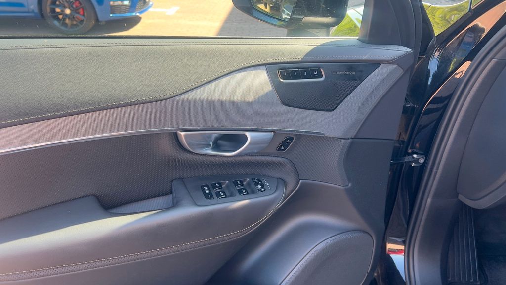 Volvo XC90 2024