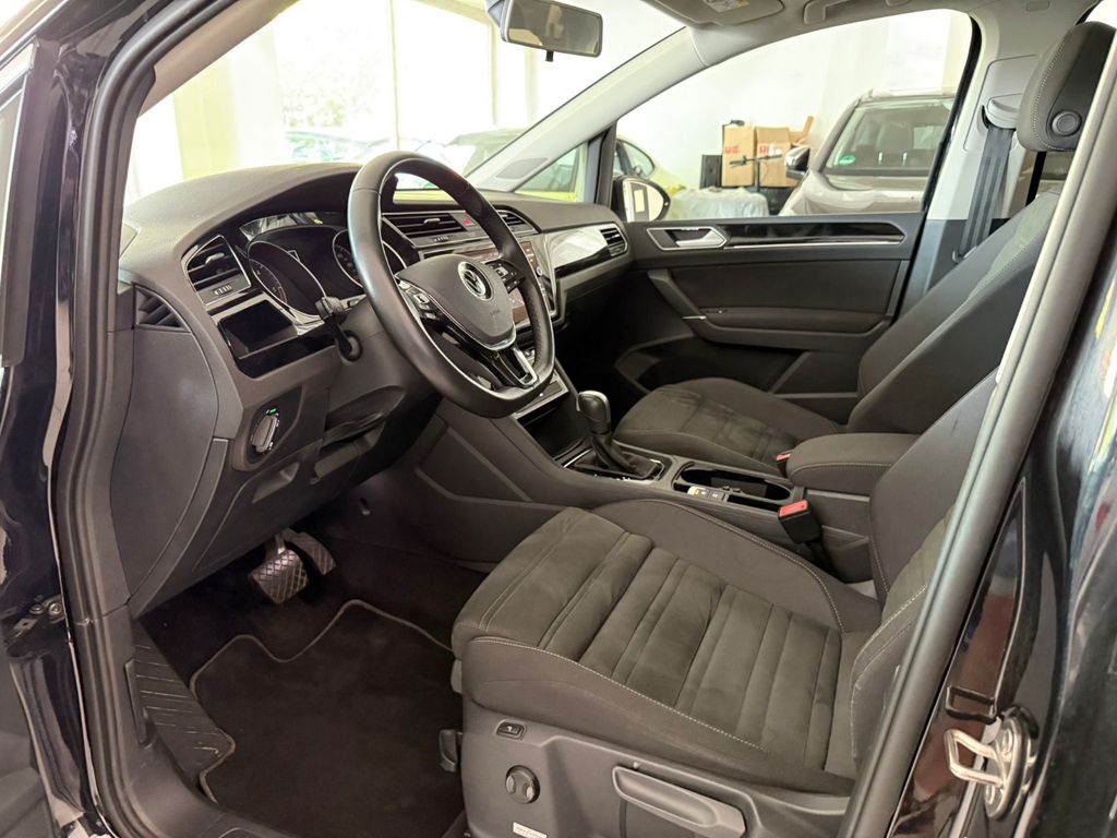 Volkswagen Touran 2021