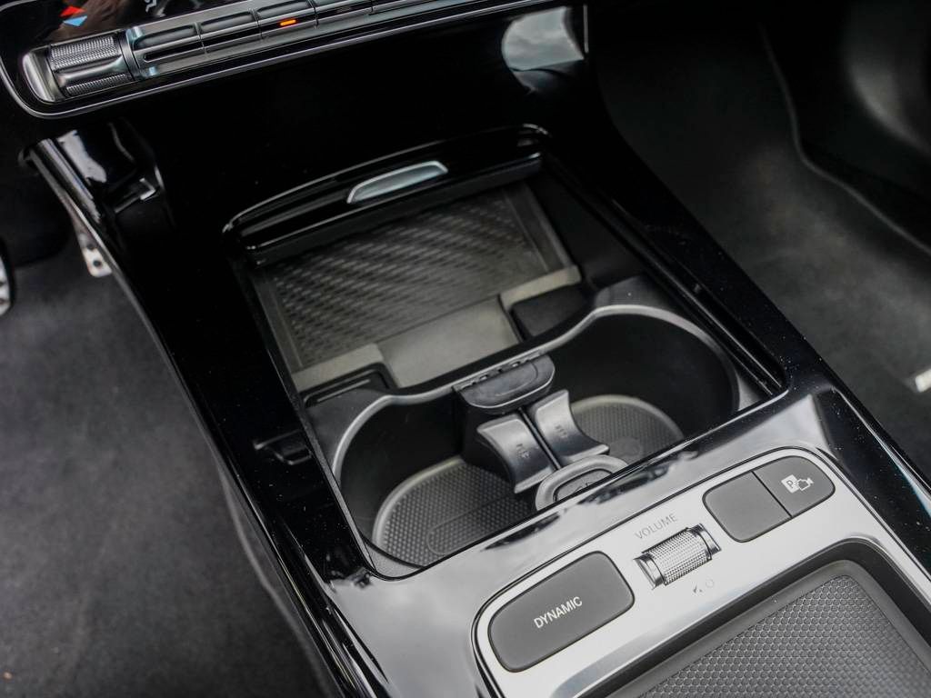 Mercedes-Benz CLA 200 2024