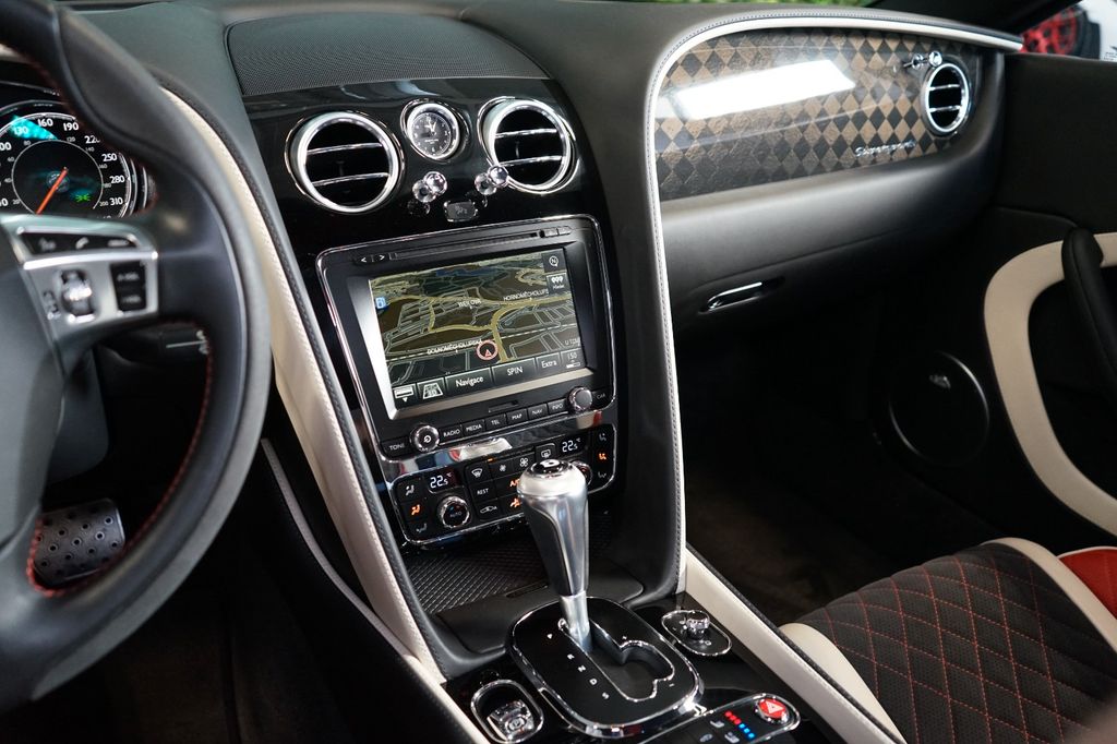 Bentley Continental Supersports 2017