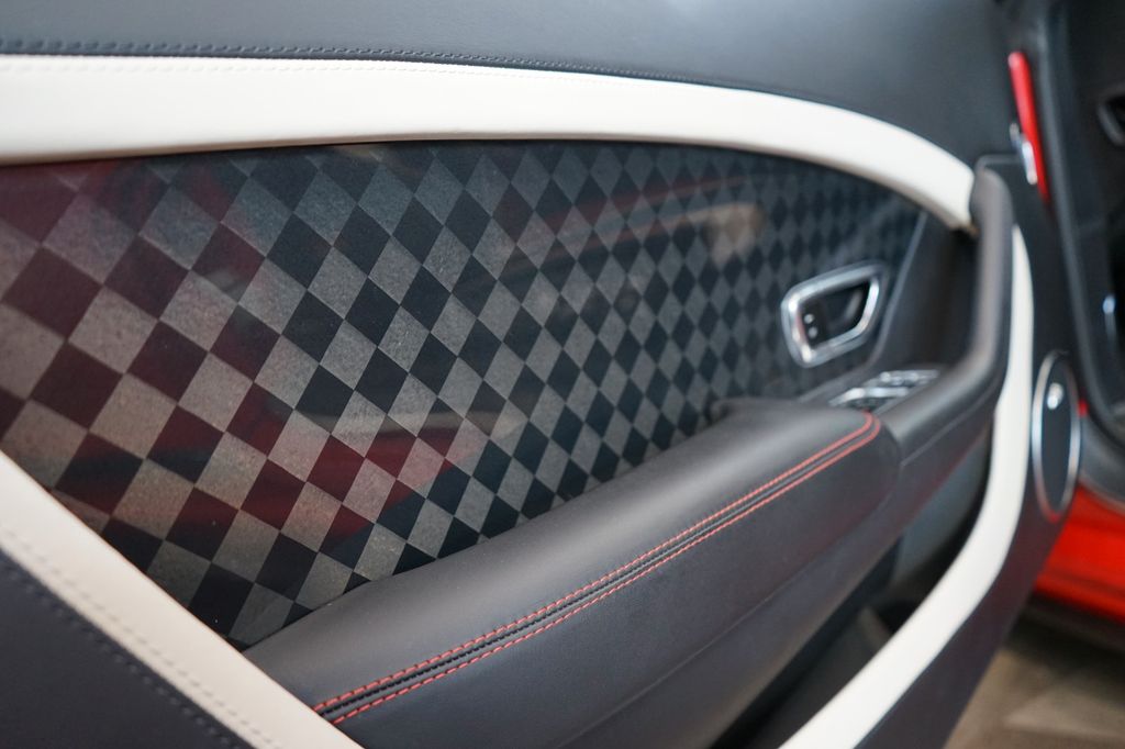 Bentley Continental Supersports 2017