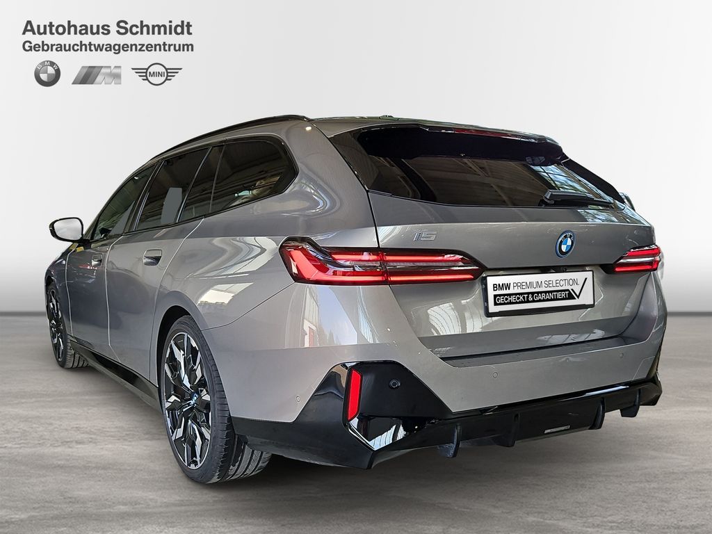 BMW i5 2024