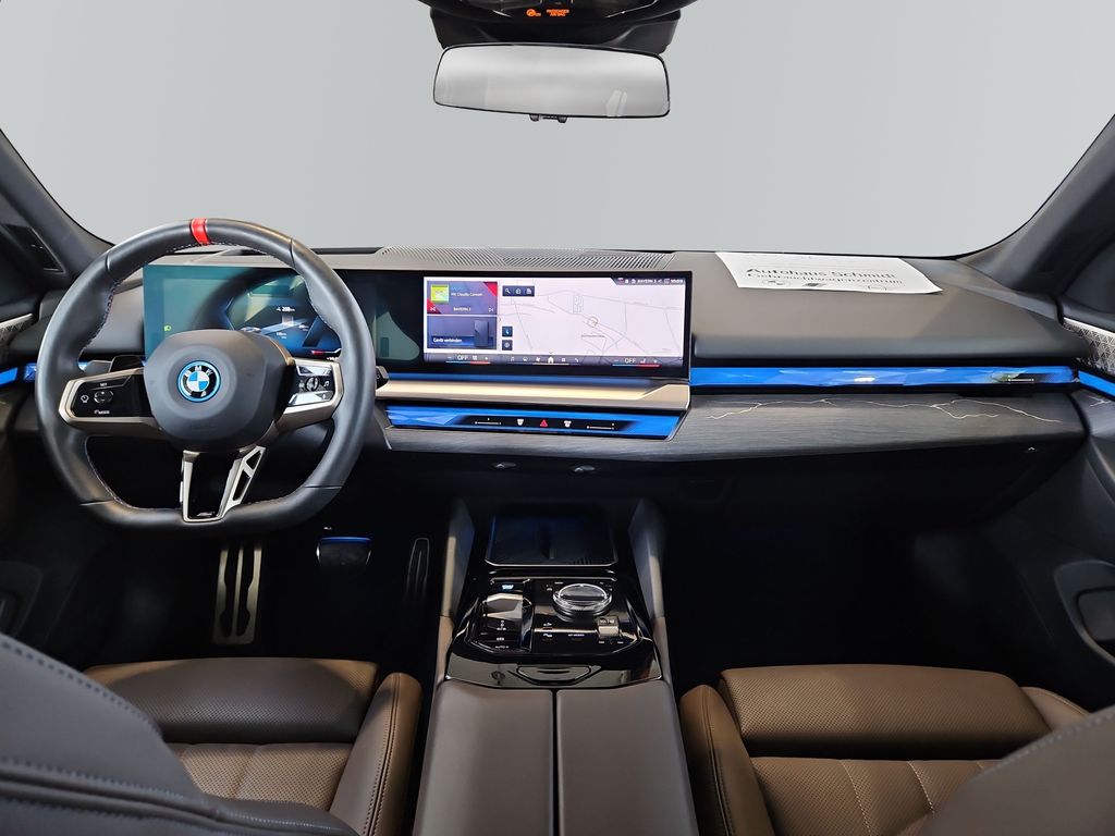 BMW i5 2024