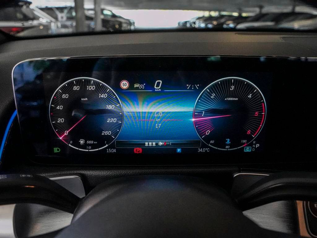 Mercedes-Benz GLB 200 2025