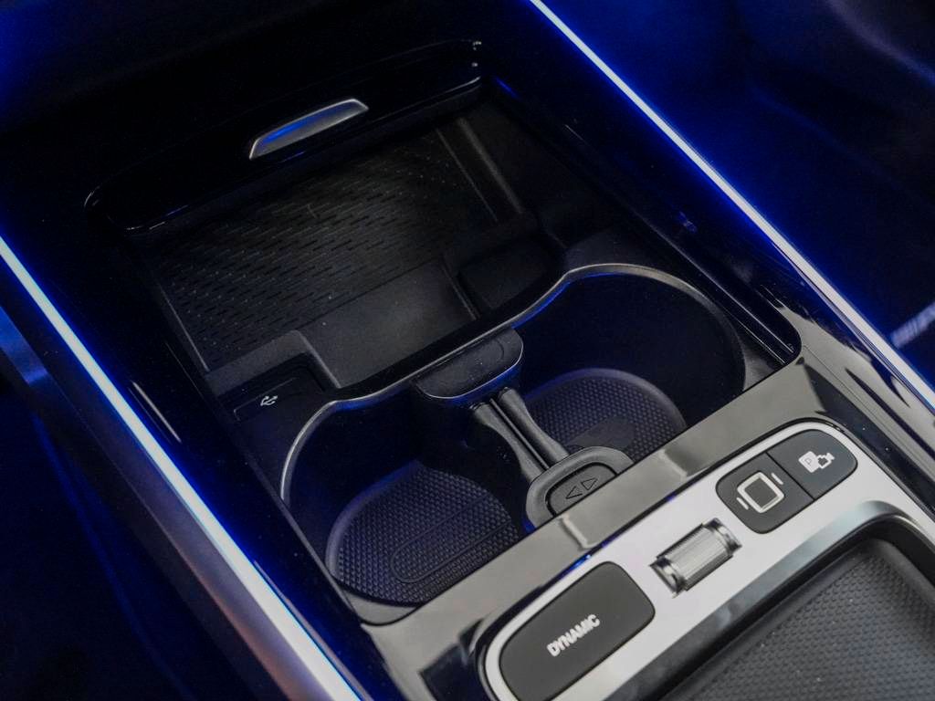 Mercedes-Benz GLB 200 2025