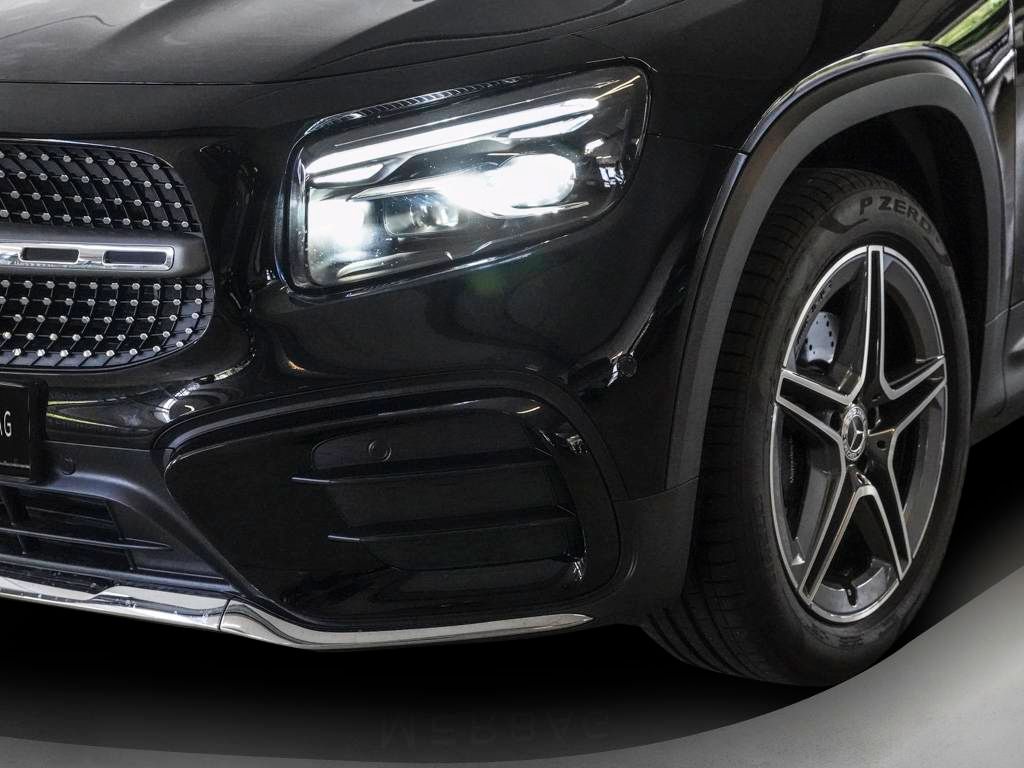 Mercedes-Benz GLB 200 2025