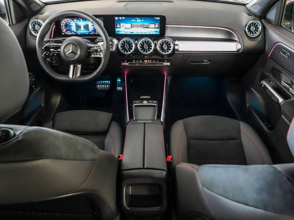 Mercedes-Benz GLB 200 2025