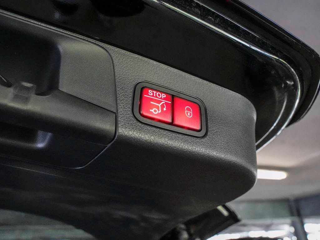 Mercedes-Benz GLB 200 2025