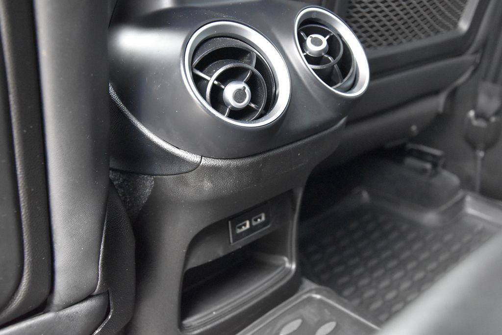 Alfa Romeo Stelvio 2021