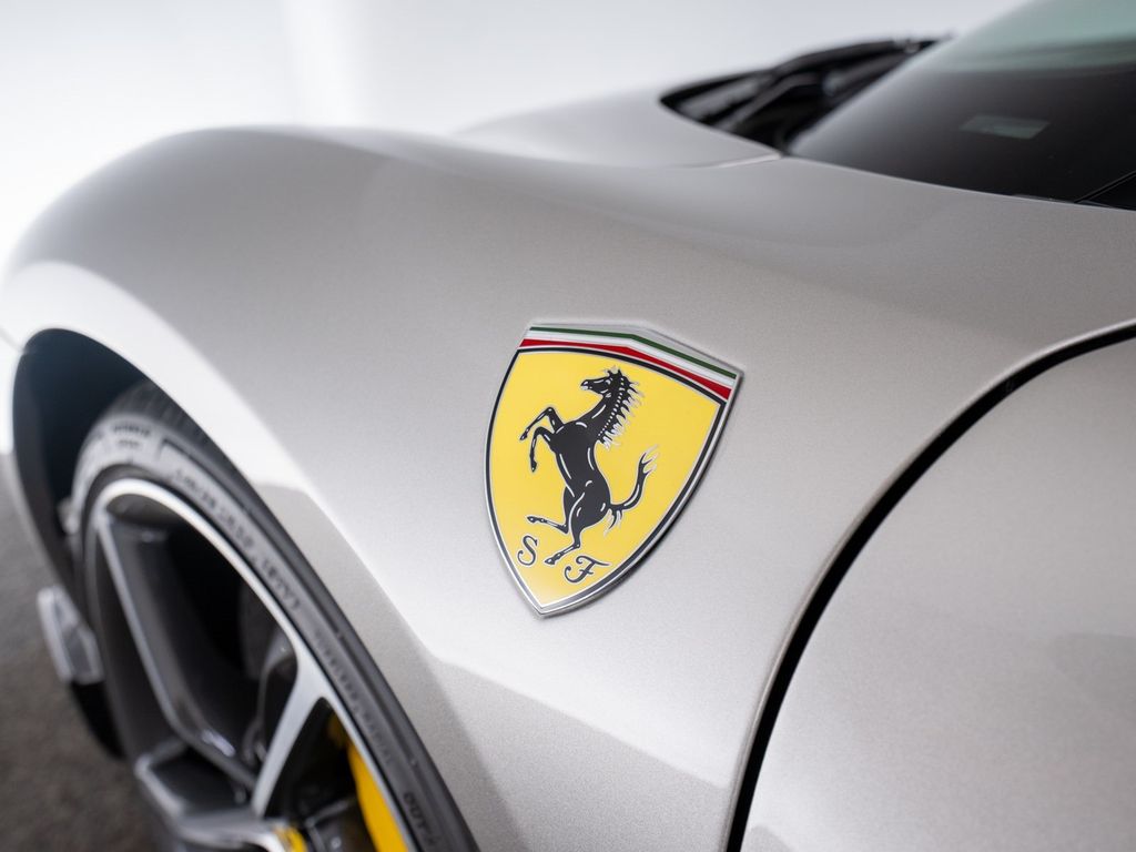 Ferrari 296 GTB 2024