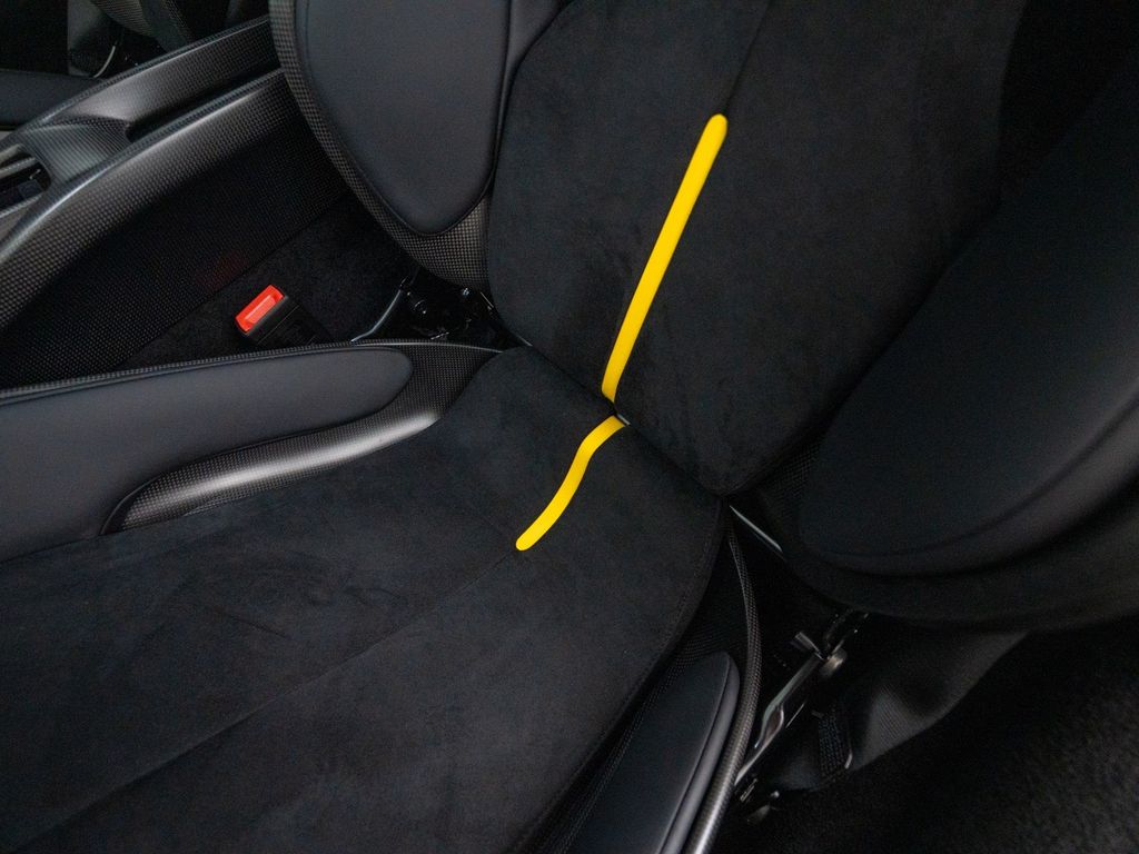 Ferrari 296 GTB 2024