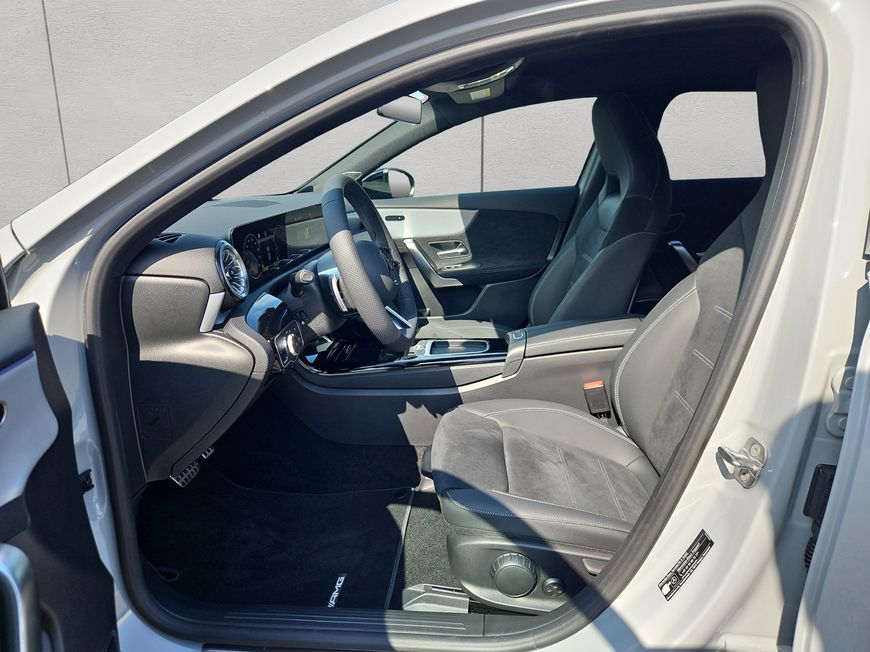 Mercedes-Benz A 180 2025