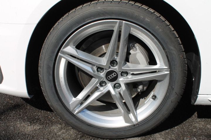 Audi A4 2023
