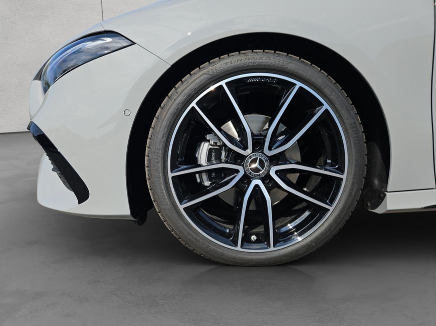 Mercedes-Benz A 180 2025