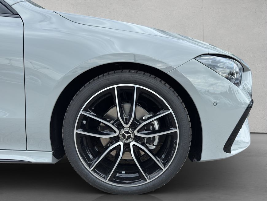 Mercedes-Benz CLA 180 2025