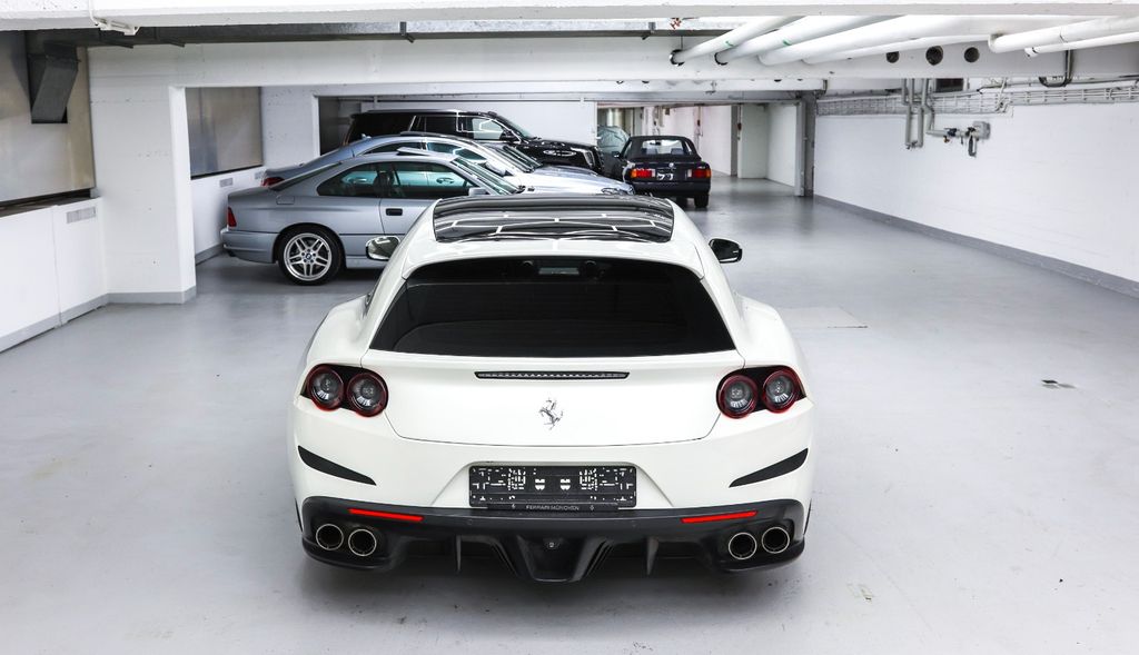 Ferrari GTC4Lusso 2019